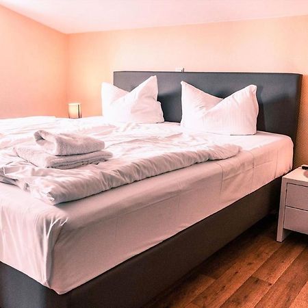 Mit Meerblick Und Balkon, Gratis Nutzung Vom Ahoi Erlebnisbad Und Sauna In Sellin - Meeresblick Fewo 29 Goehren  Buitenkant foto