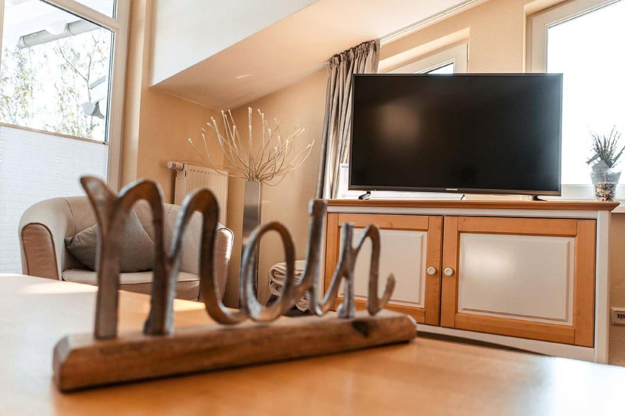 Mit Meerblick Und Balkon, Gratis Nutzung Vom Ahoi Erlebnisbad Und Sauna In Sellin - Meeresblick Fewo 29 Goehren  Buitenkant foto