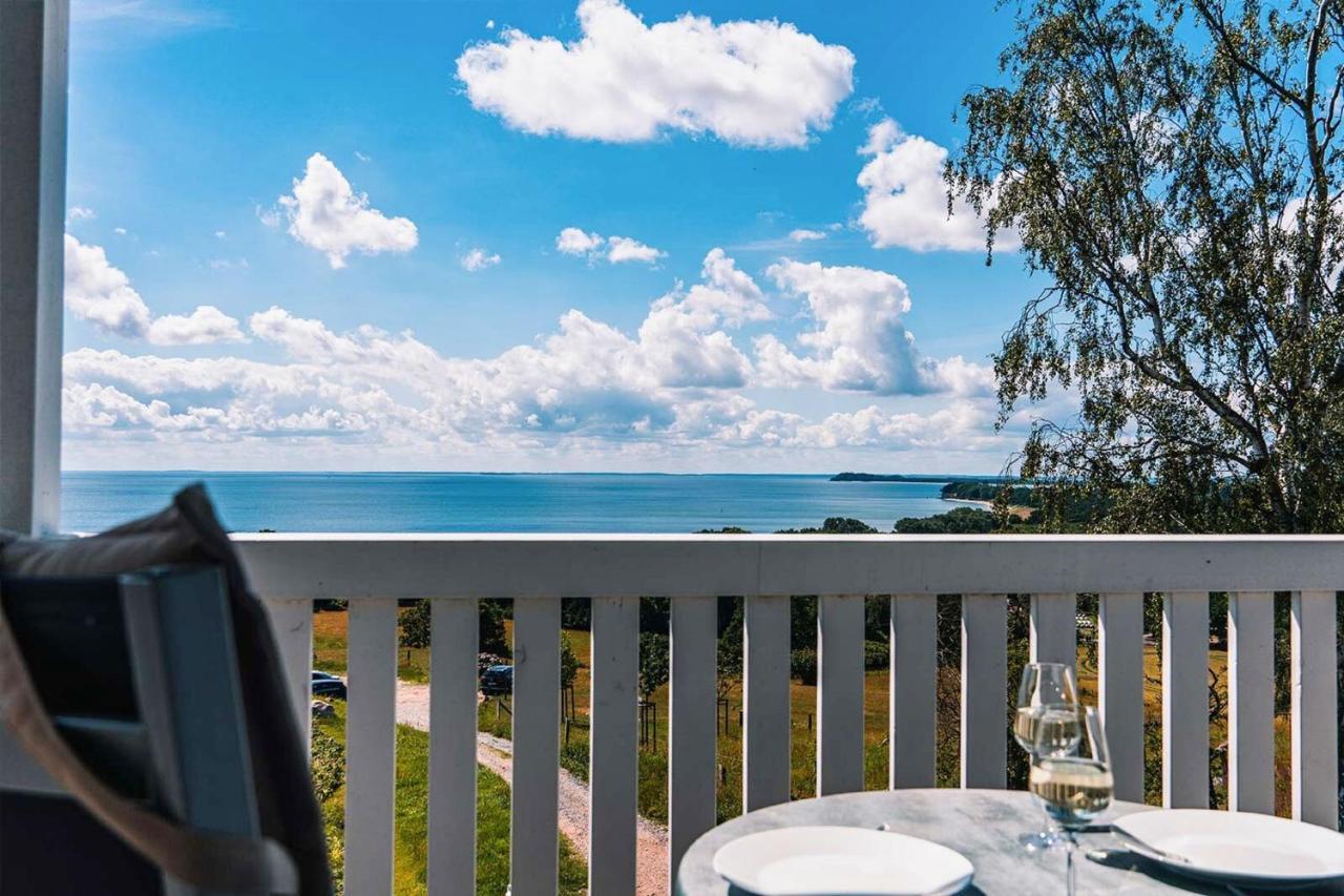 Mit Meerblick Und Balkon, Gratis Nutzung Vom Ahoi Erlebnisbad Und Sauna In Sellin - Meeresblick Fewo 29 Goehren  Buitenkant foto